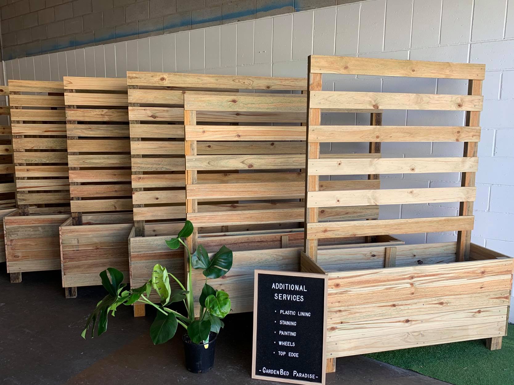 Privacy planter box trellis planter box garden bed paradise